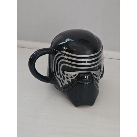 Vandor Other - Star Wars Collectible Lucas Film Ceramic Mug 18oz‎ Coffee Cup Kylo Ren With Lid